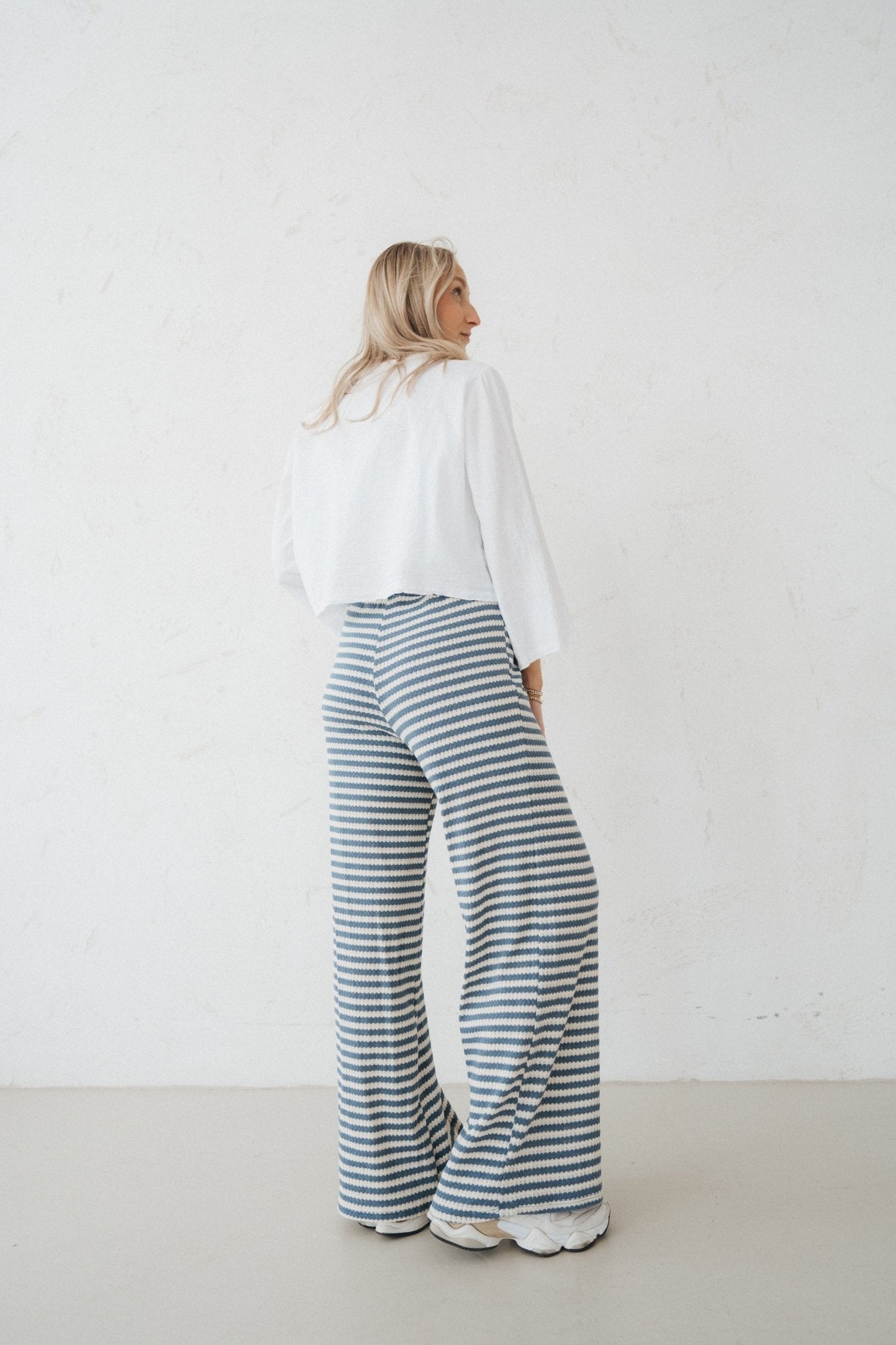Gestreifte Hose "VeyaDLL" blue/cream - Dein Lieblingsladen Concept