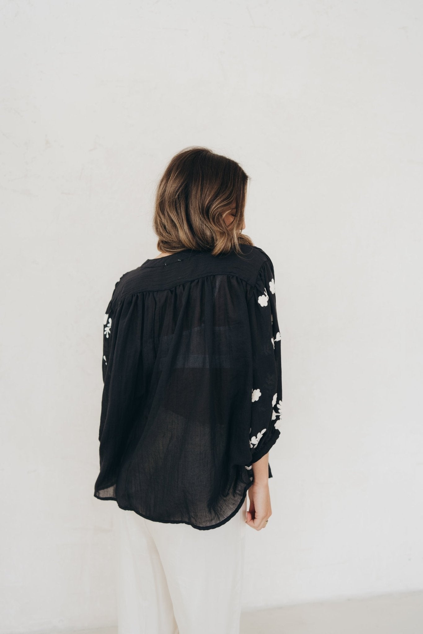 Bluse "VienaDLL" black - Dein Lieblingsladen Concept