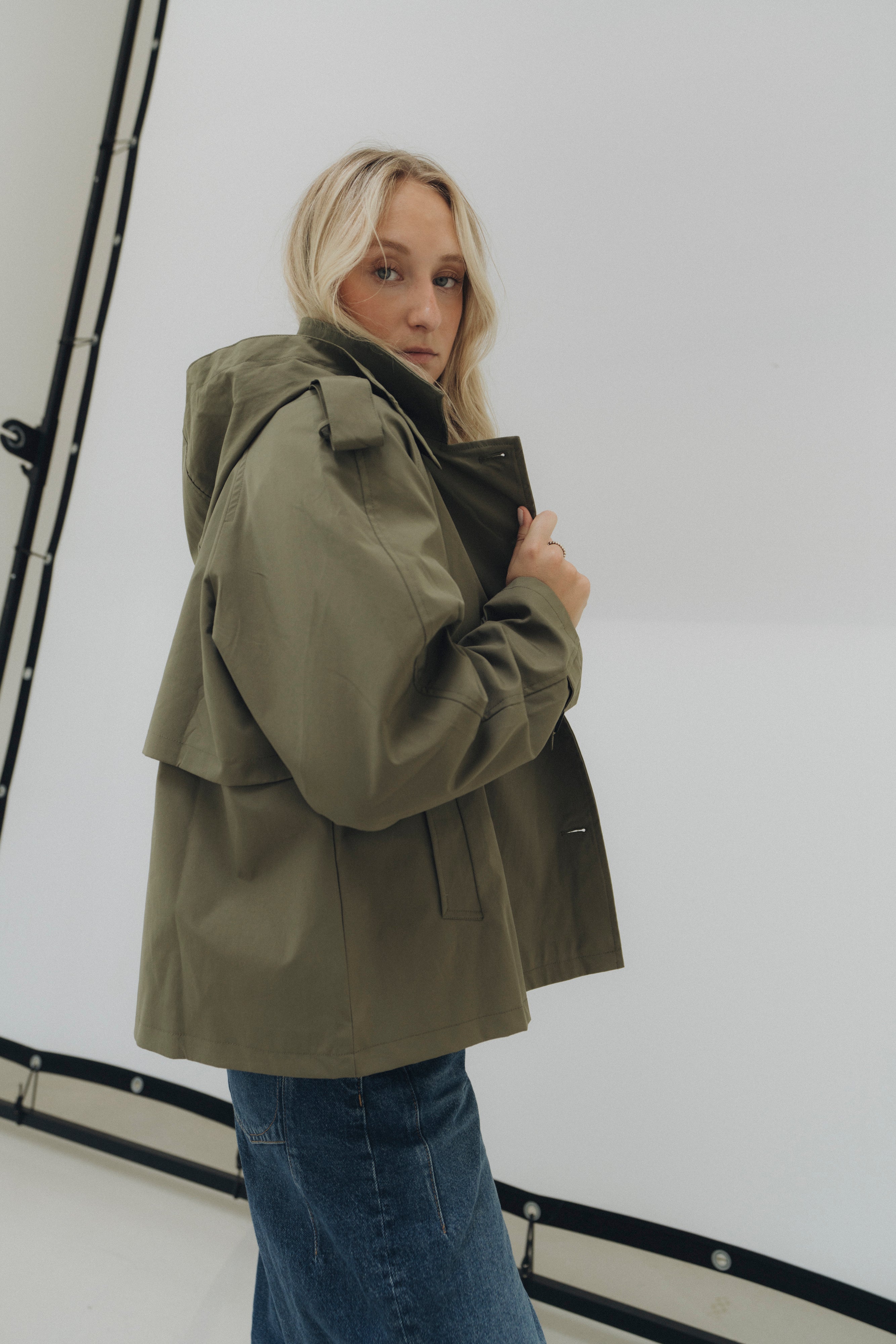 Kurz-Trench "MarleneDLL" khaki