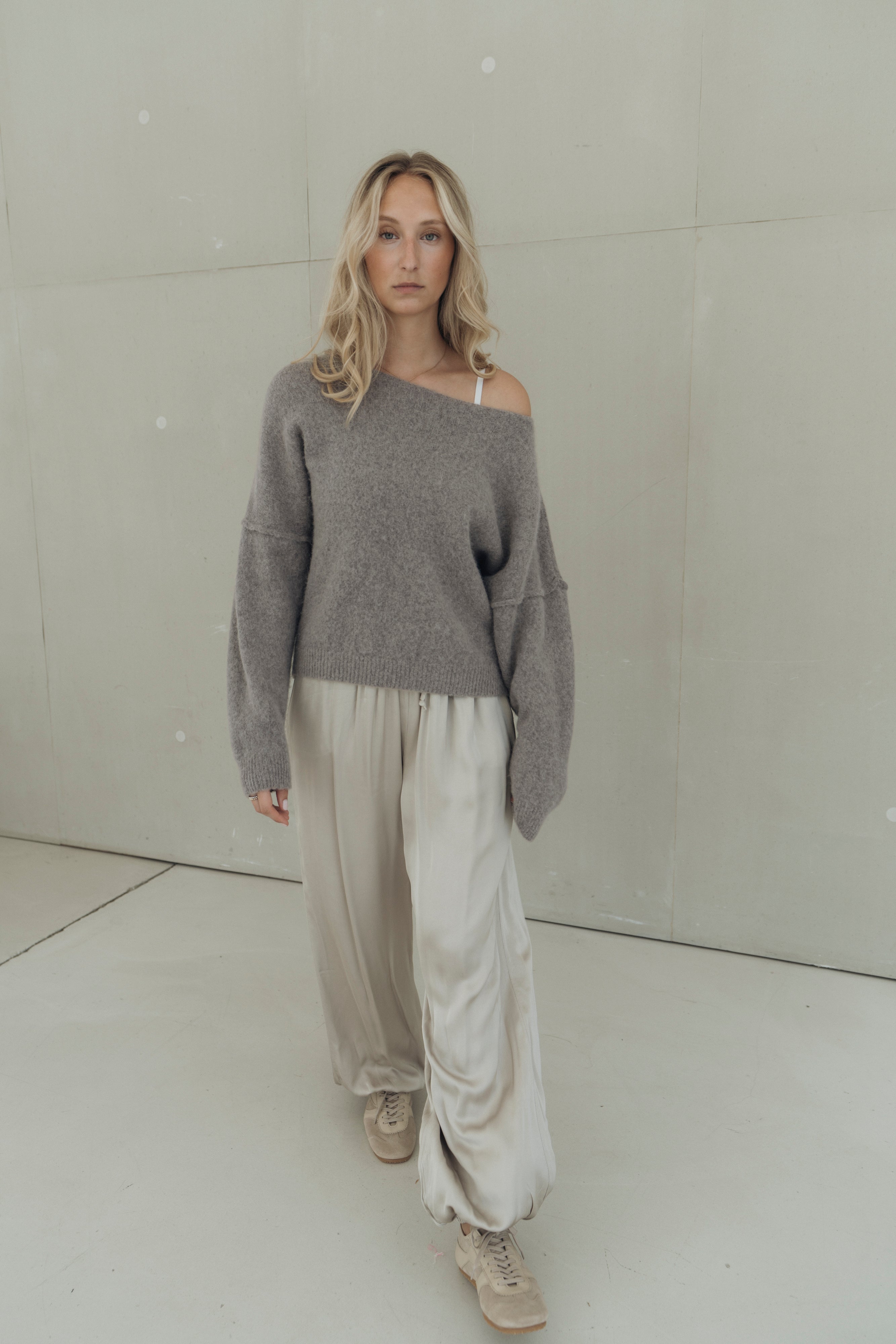 Offshoulder Pullover "MilaDLL" taupe melee