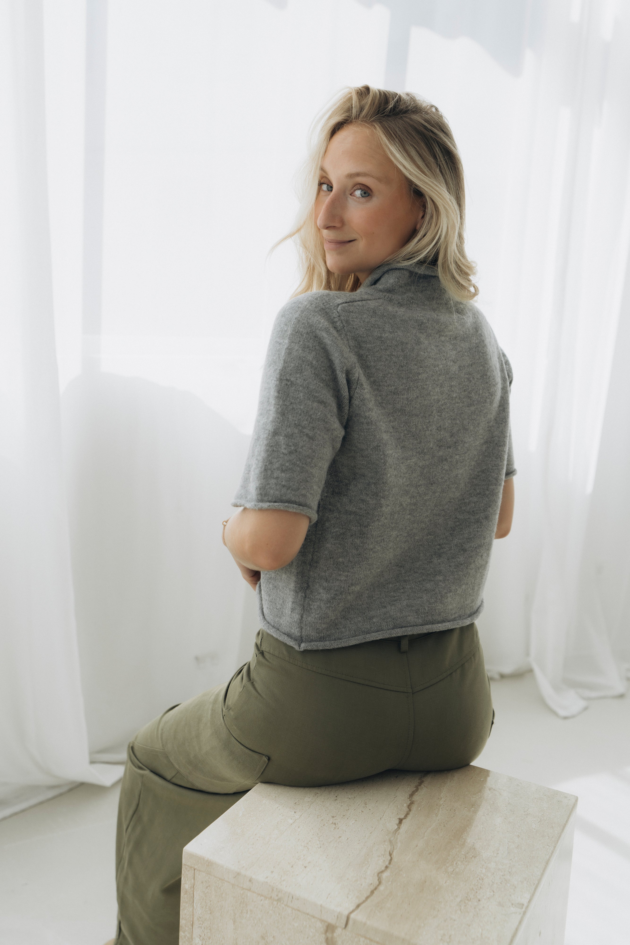Kurzarm Cardigan "MalouDLL" grey