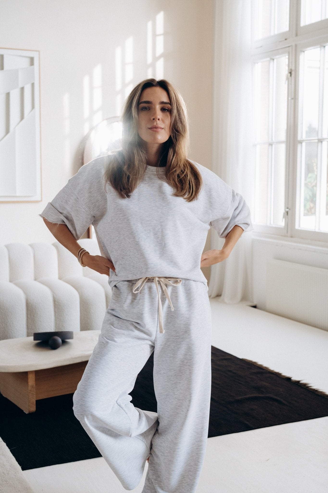 Kurzarm - Sweatshirt "SofiaDLL" light grey - Dein Lieblingsladen Concept