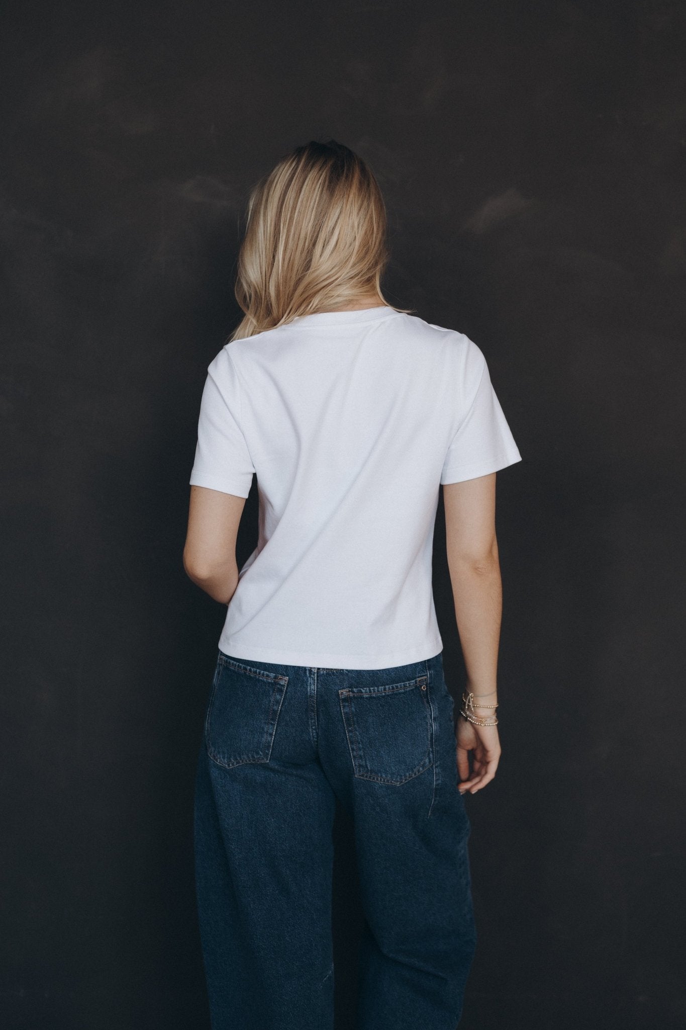 Basic T-Shirt "JuneDLL" white - Dein Lieblingsladen Concept