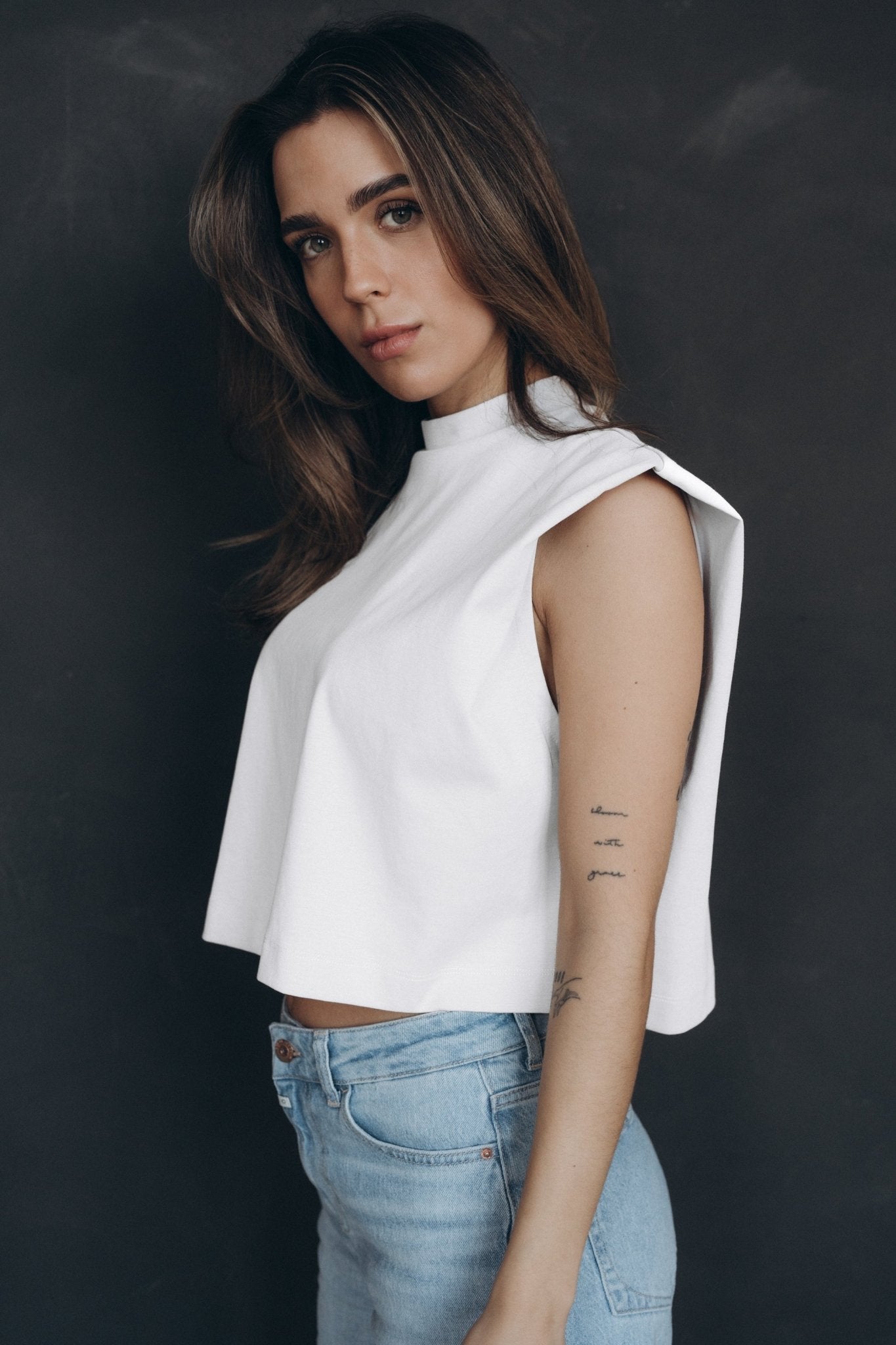 Cropped Shirt „PaminaDLL“ white - Dein Lieblingsladen Concept