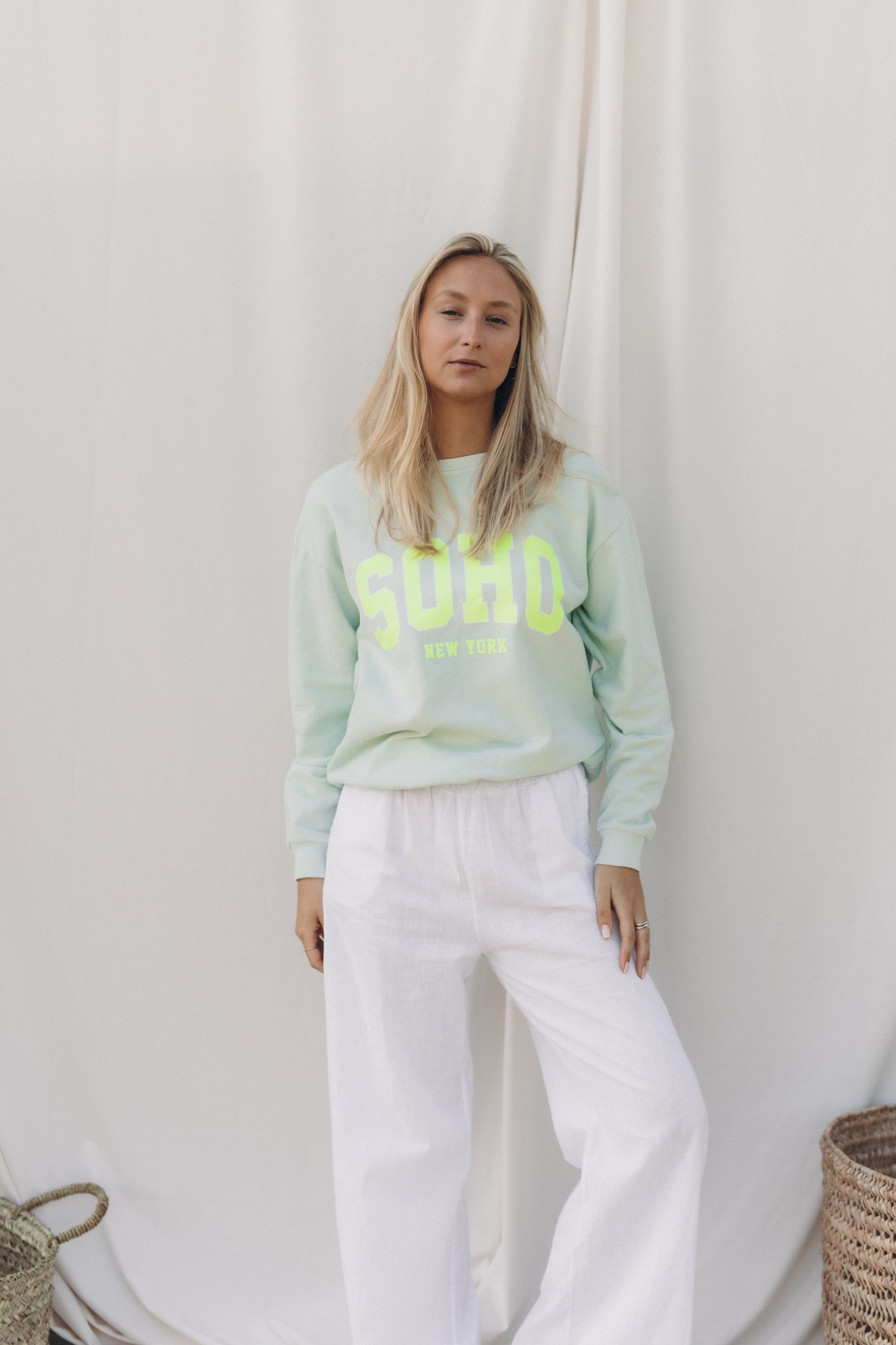 Sweater "SohoDLL" light green