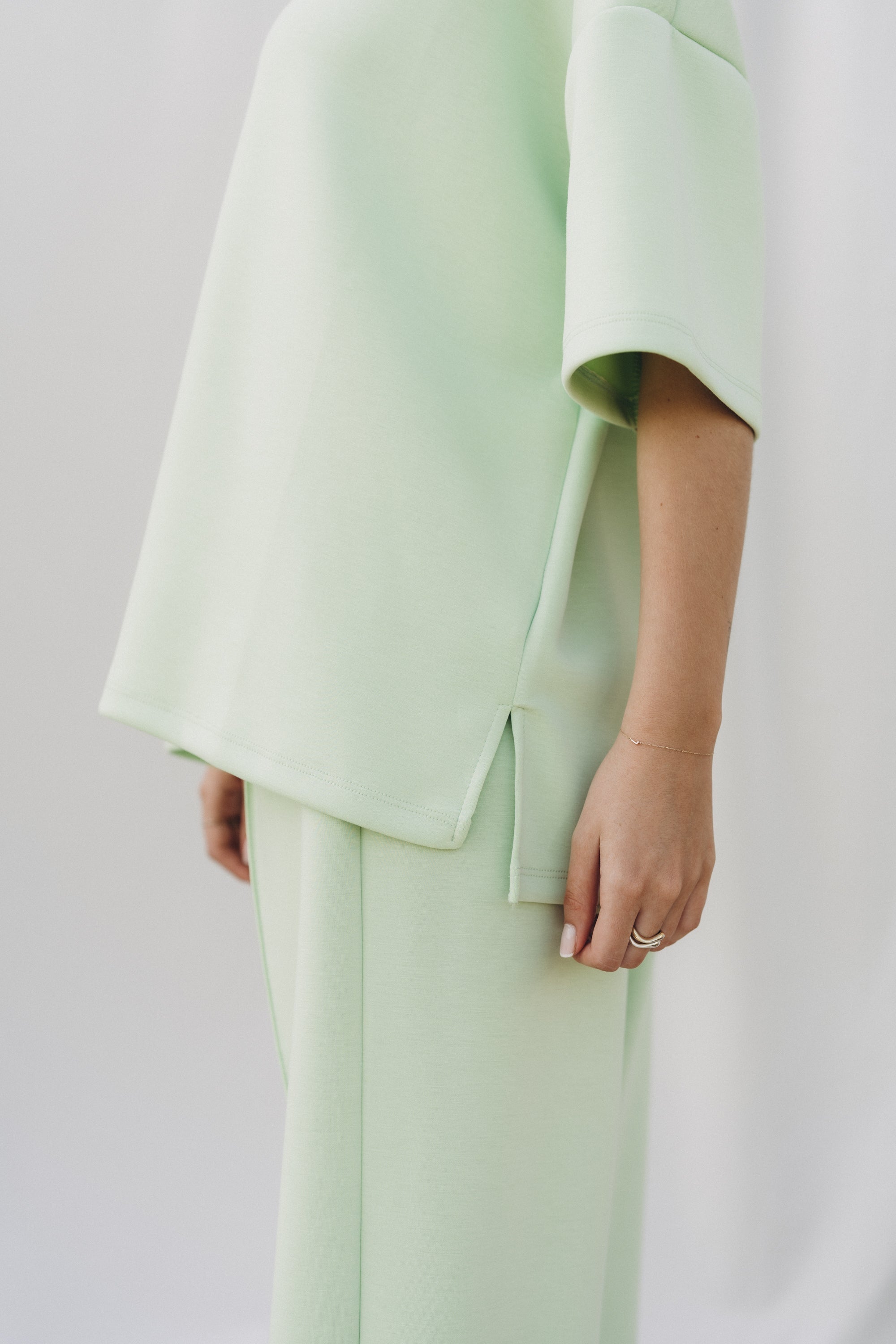 Shirt "MaraDLL" light green