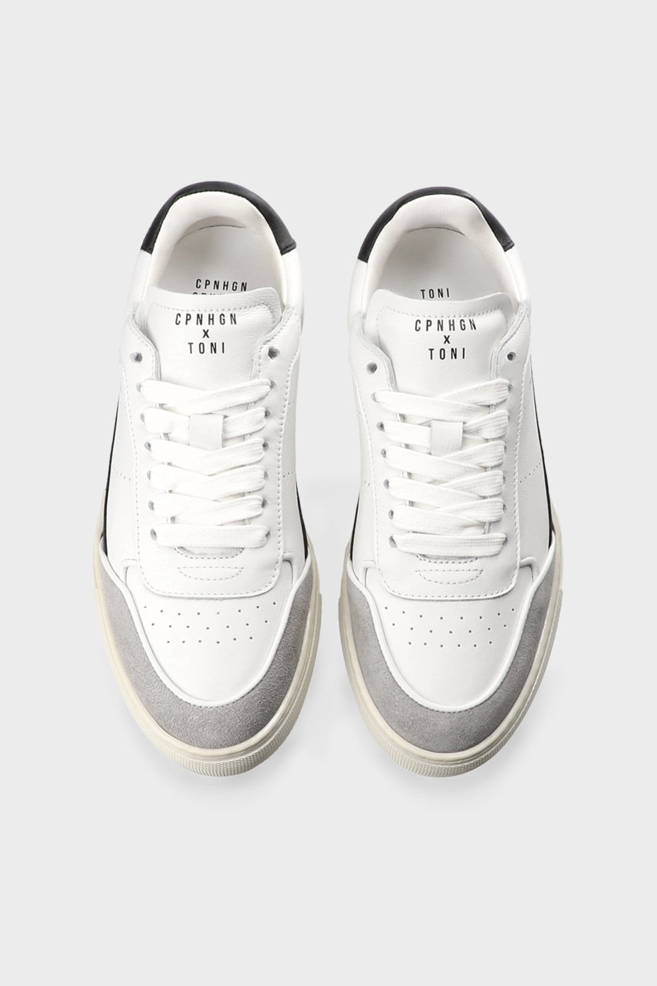 Low Top Sneaker „Toni Garrn“