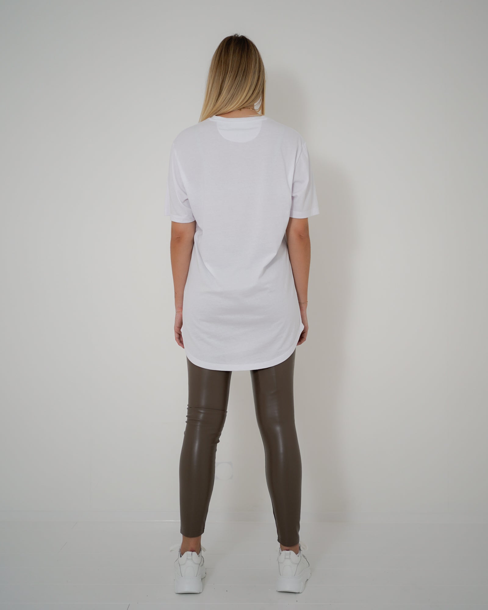 Basic-Longshirt „UnderneathDLL“ white