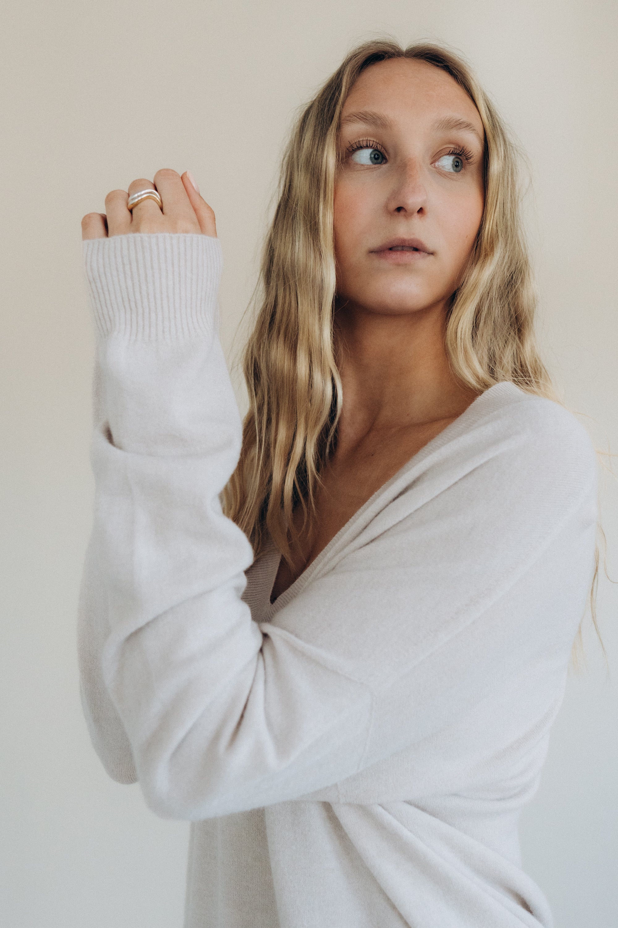 V-Neck Pullover „DorinaDLL“ light stone