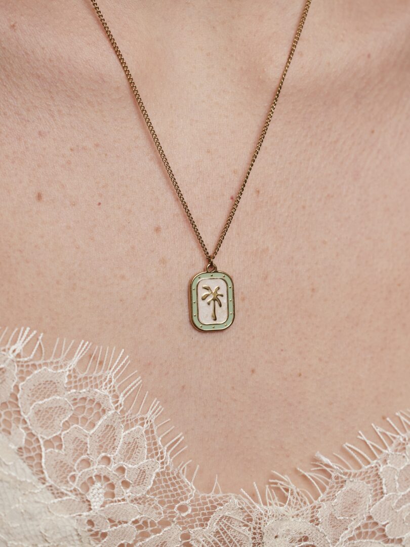 Kette mit Palmenanhänger