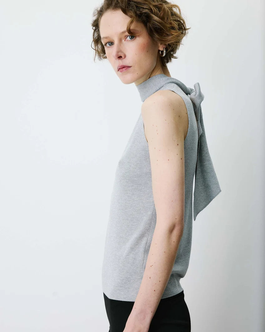 Top "Bailey" Silver