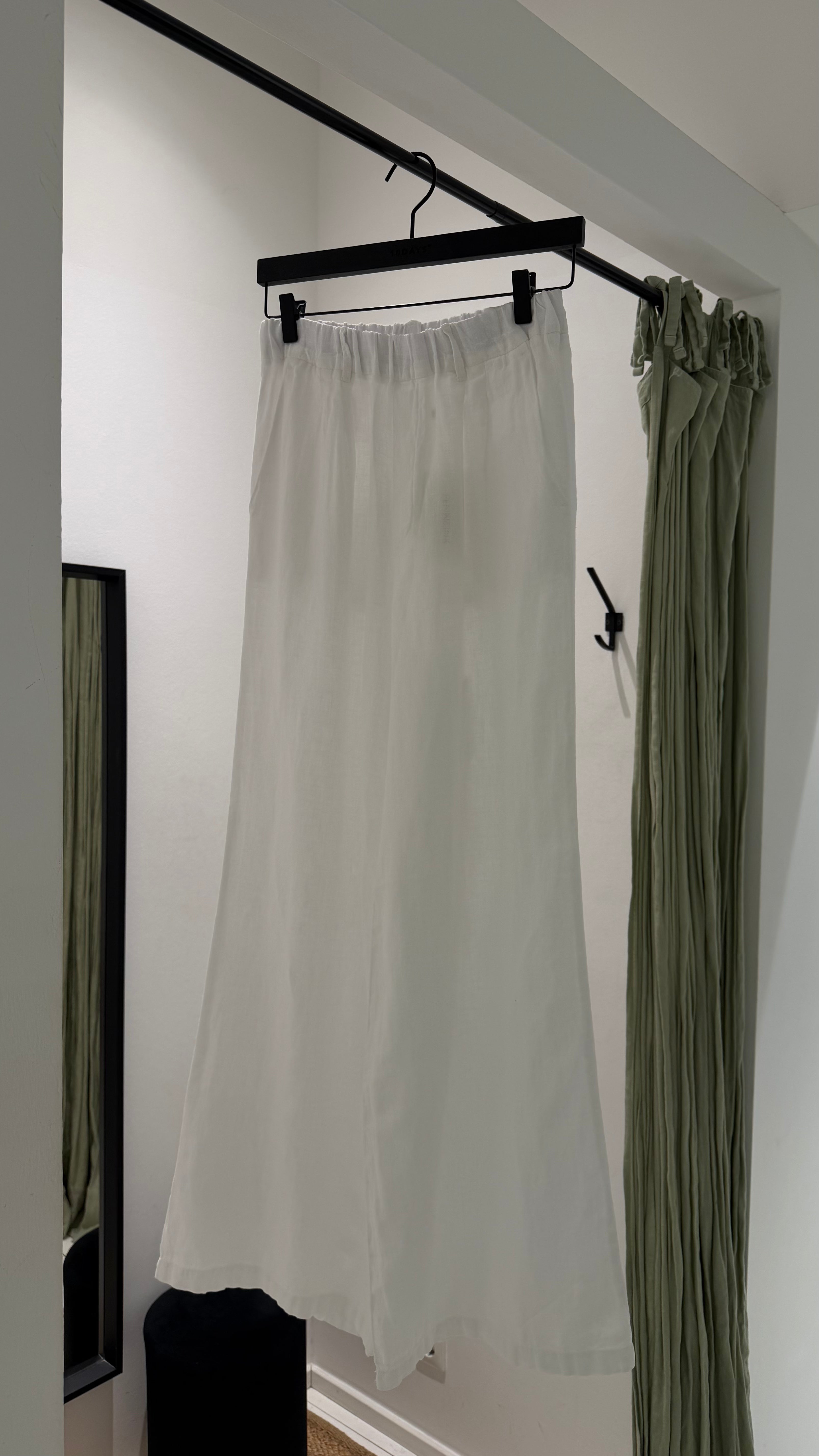 Trousers White