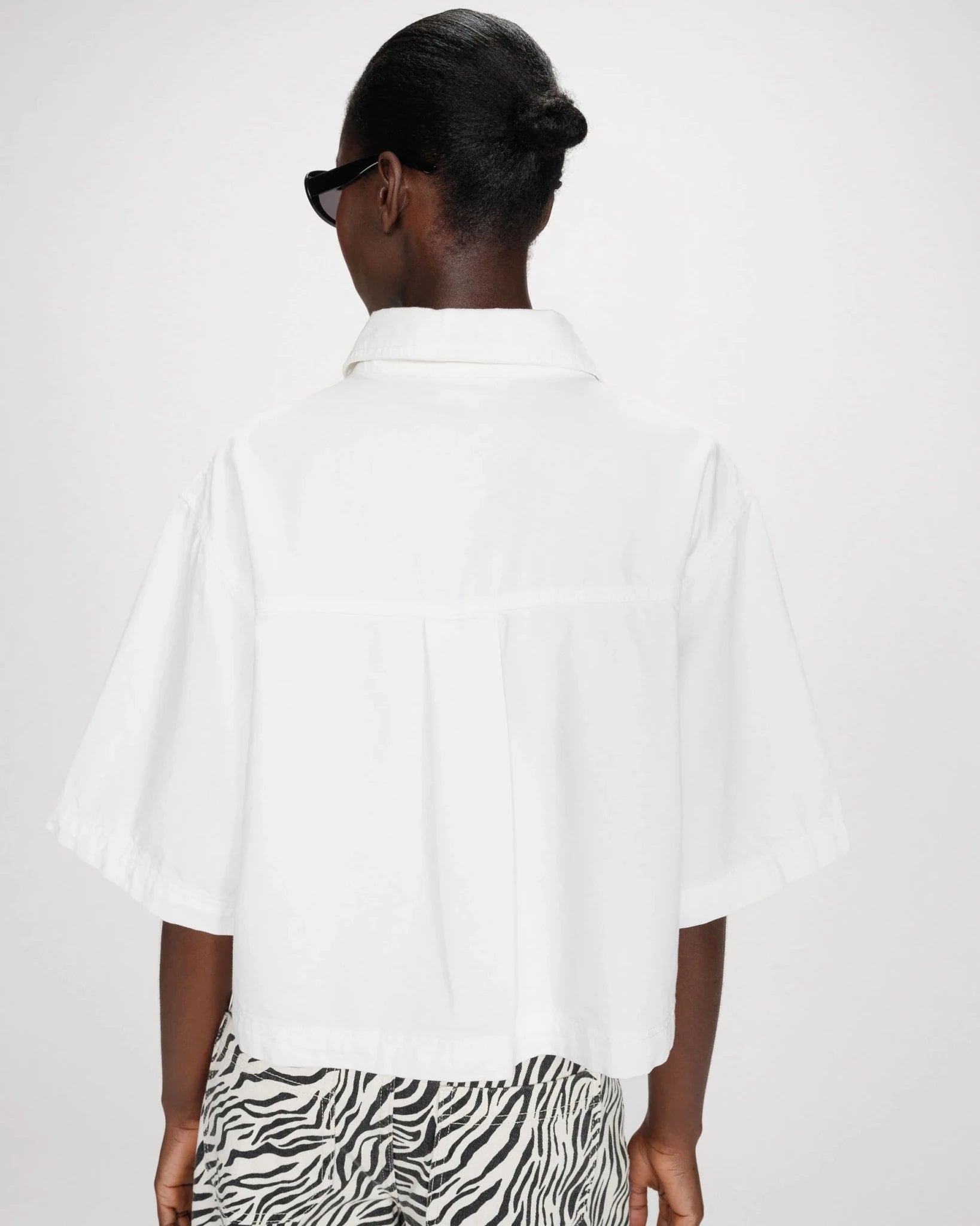Denim Shirt "Vita" white - Dein Lieblingsladen Concept