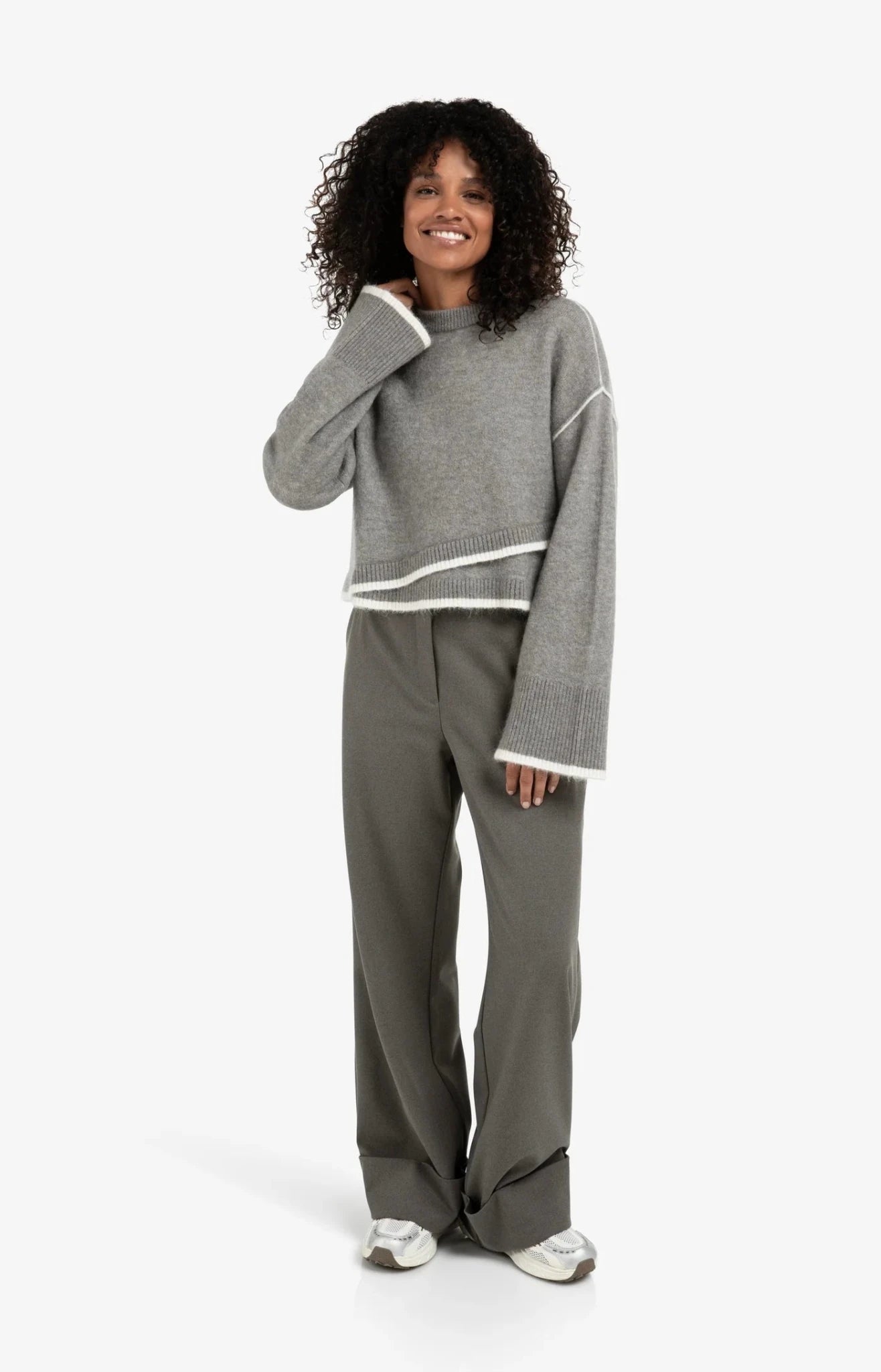 Strickpullover mit Linien in Kontrastfarbe - Dein Lieblingsladen Concept
