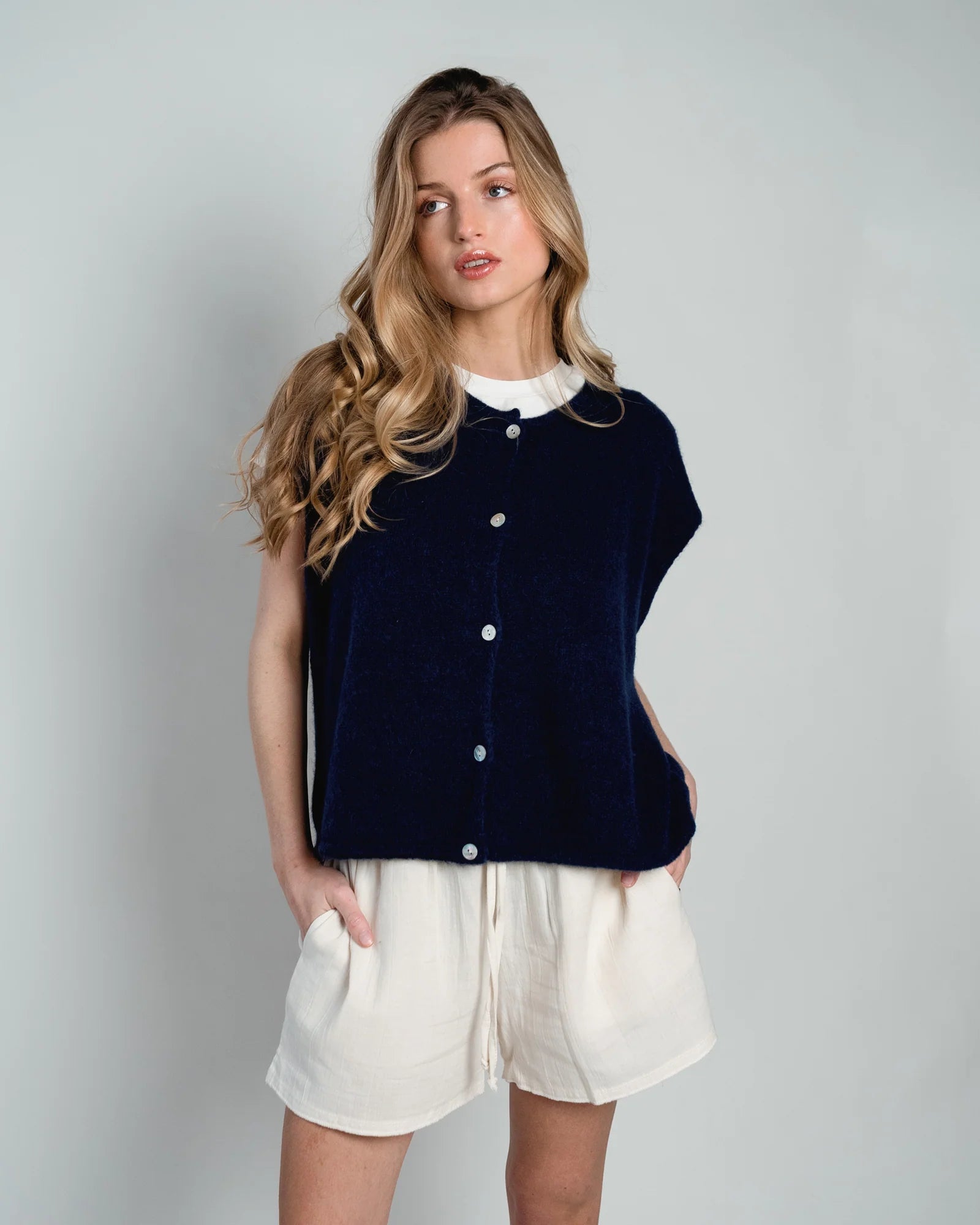 Shorts "Tess" offwhite