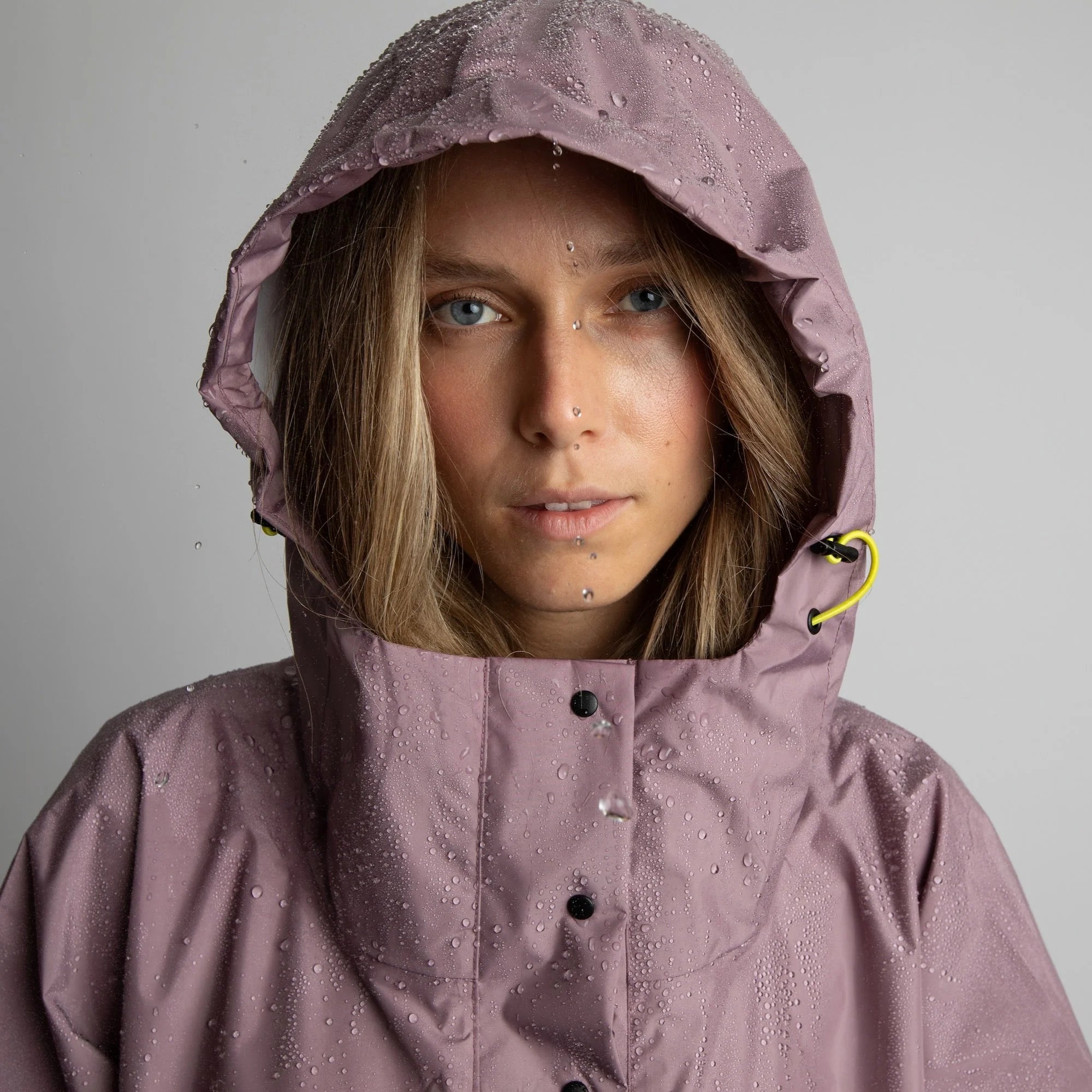 Raincoat „Solid Ash Plum"