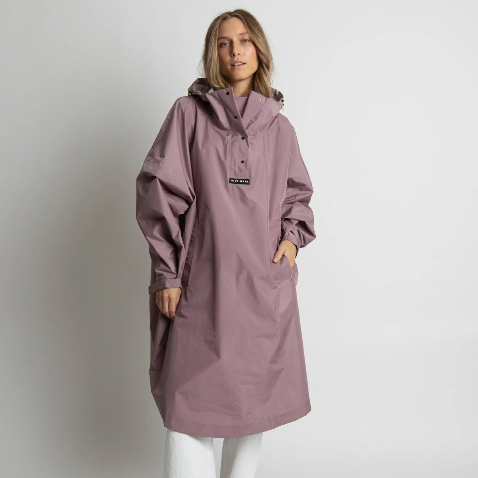 Raincoat „Solid Ash Plum"