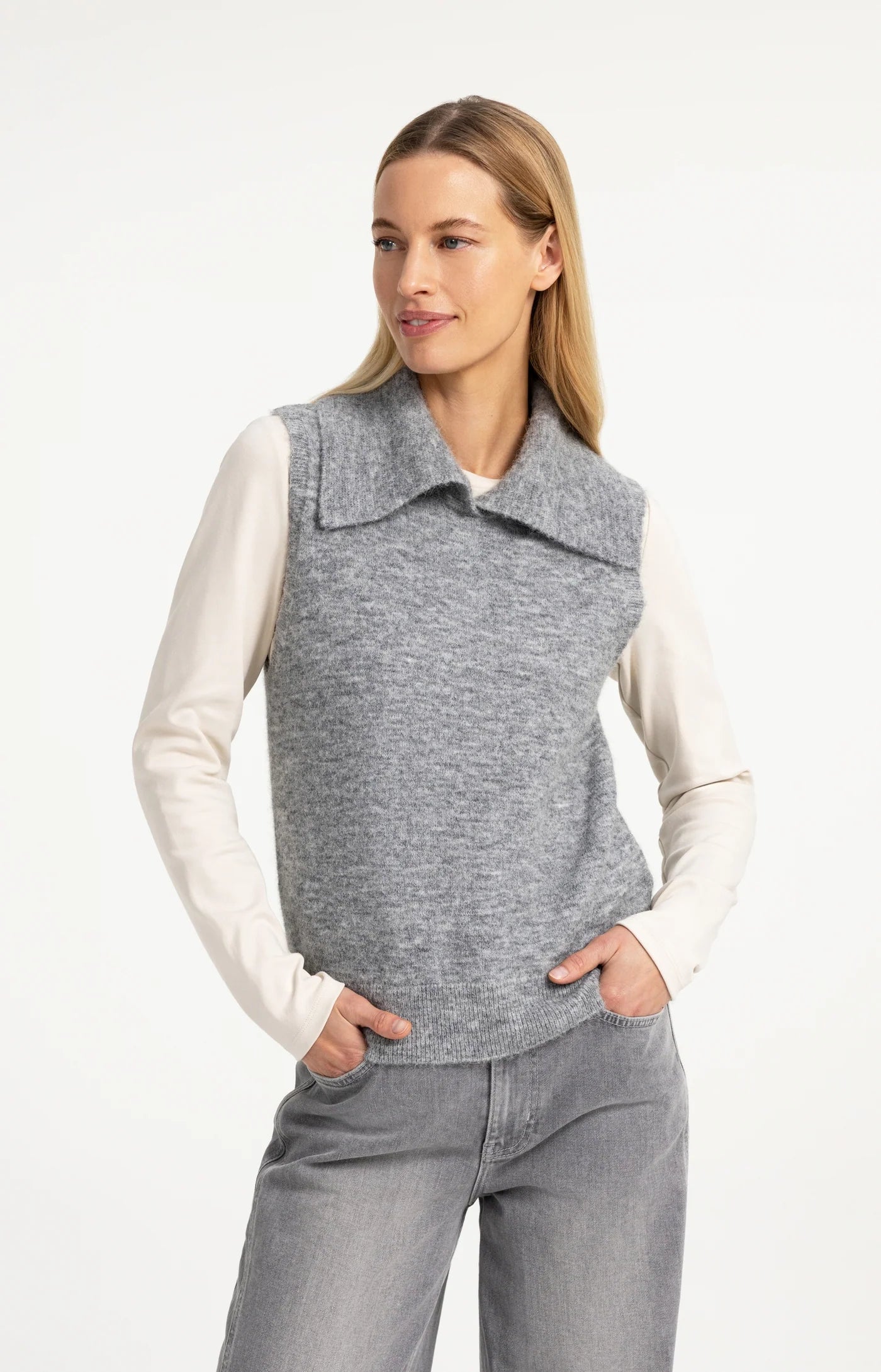 Ärmelloses Strickoberteil mit Kragen