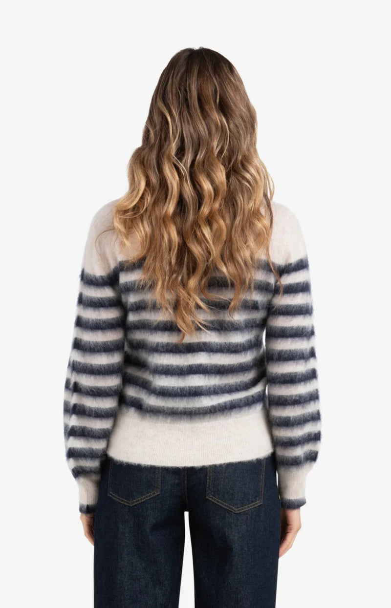 Gestreifter Pullover mit Rundhals